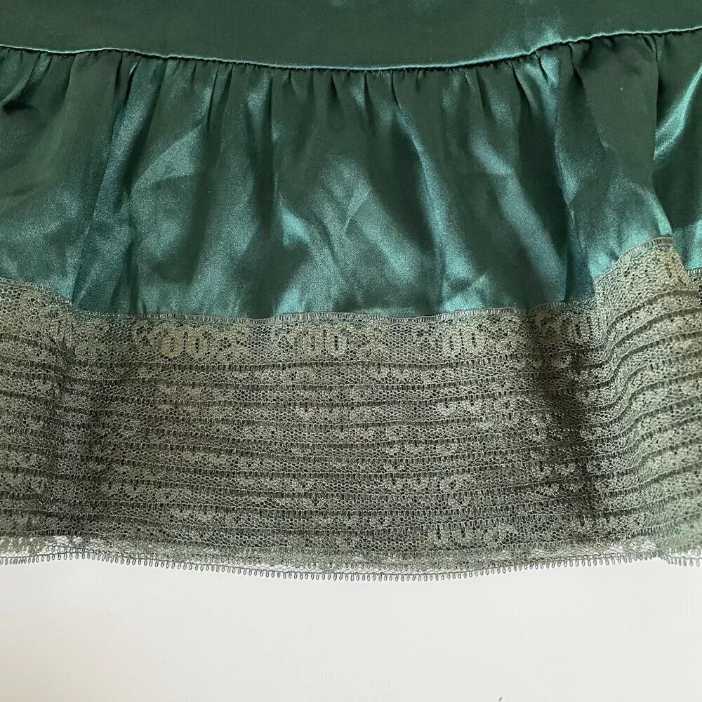 Y2K Marciano Forest Green 100% Silk Skirt Size 10 Party Holiday Work Office NWOT
